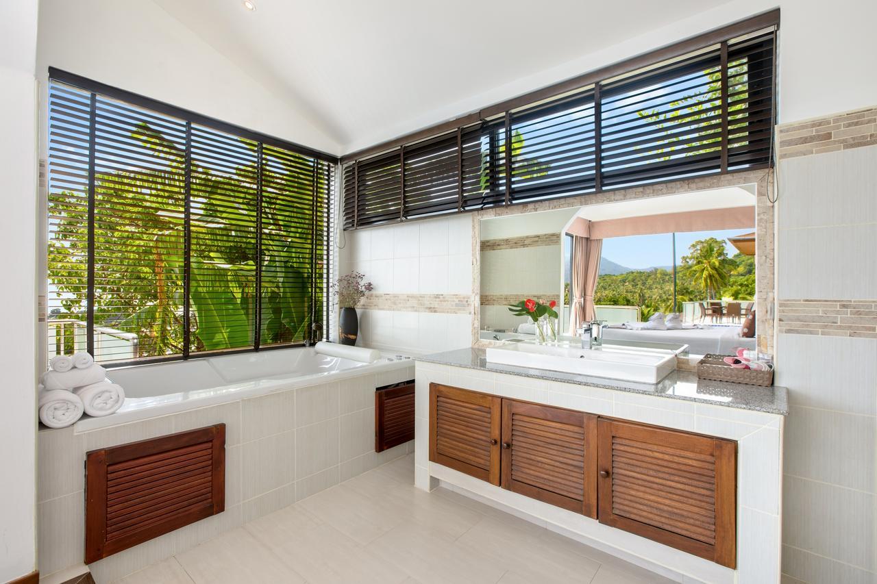 Sunny Banks - Modern Sea View 4 Bed Pool Villa Maret Esterno foto