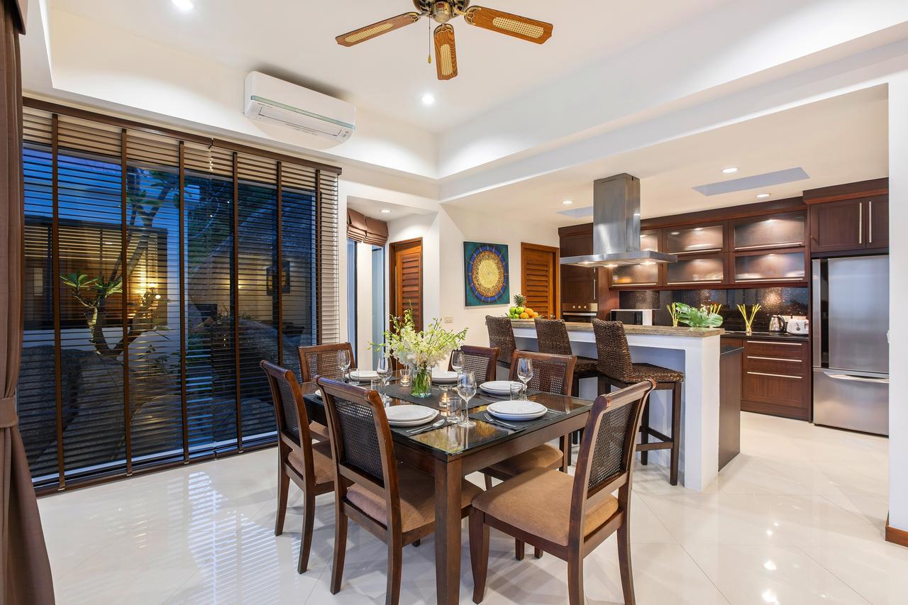 Sunny Banks - Modern Sea View 4 Bed Pool Villa Maret Esterno foto