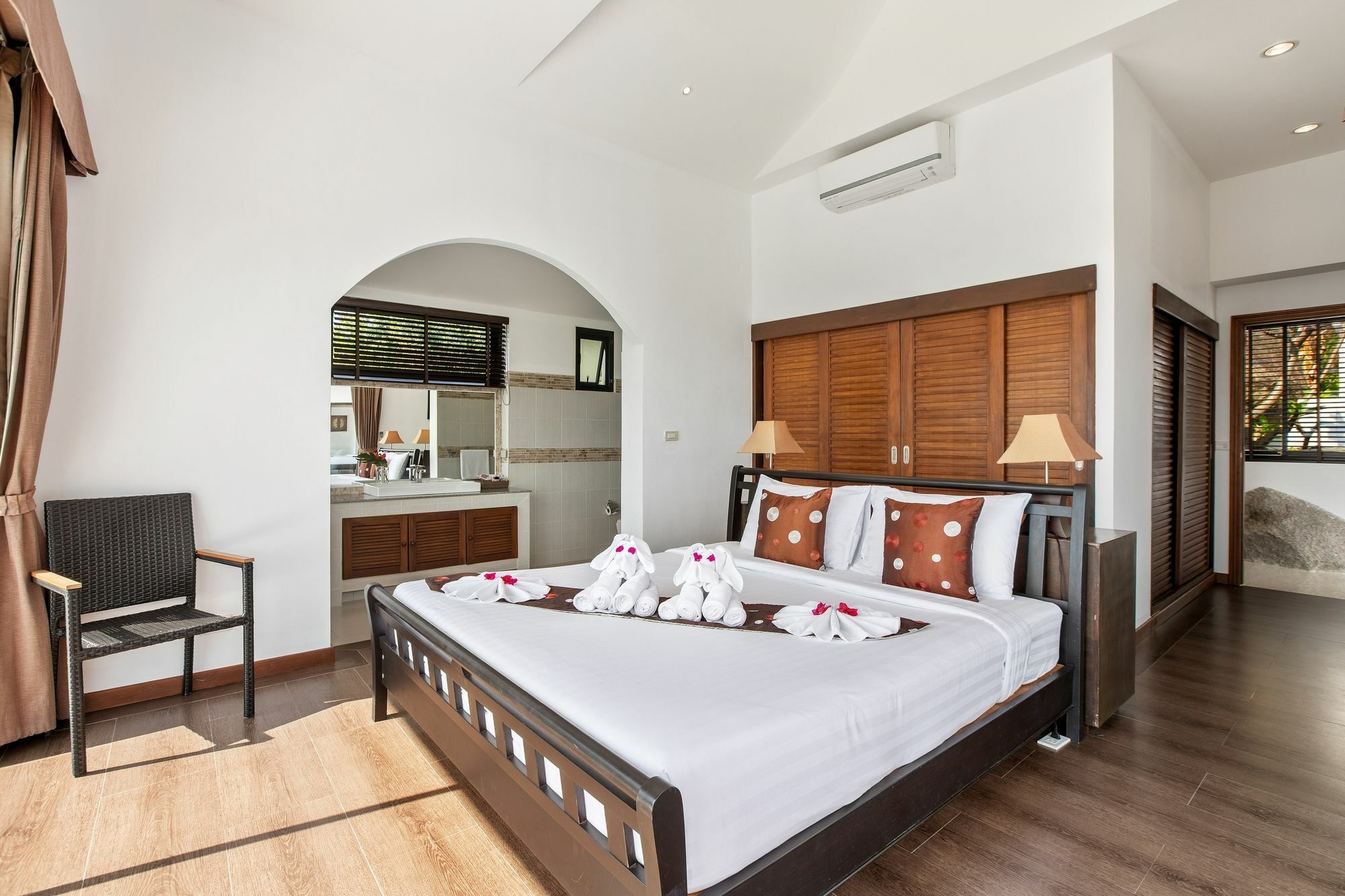 Sunny Banks - Modern Sea View 4 Bed Pool Villa Maret Esterno foto