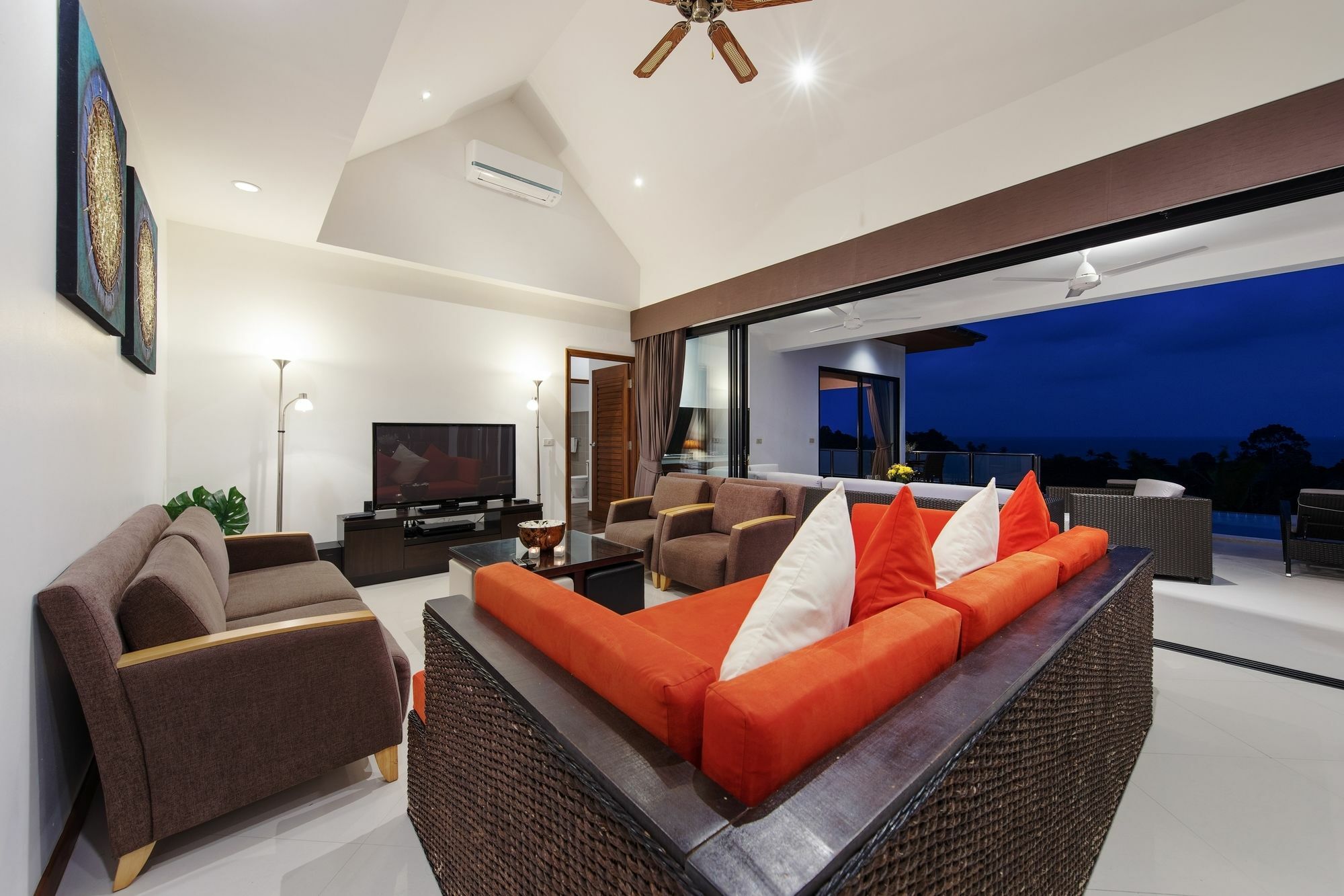 Sunny Banks - Modern Sea View 4 Bed Pool Villa Maret Esterno foto